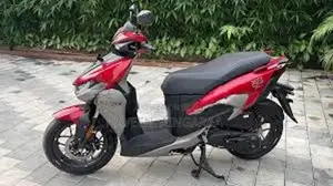 Hero XOOM 125R 2025
