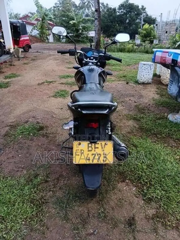 Bajaj Discover 125 2016