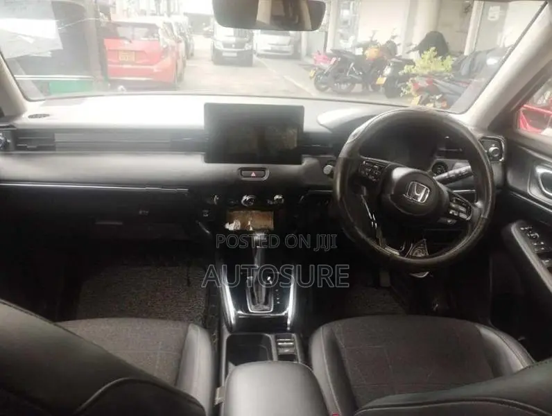 Honda Vezel 2025