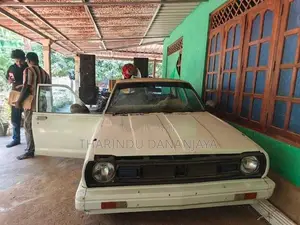 Nissan Sunny 1983
