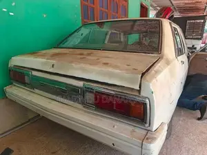 Nissan Sunny 1983