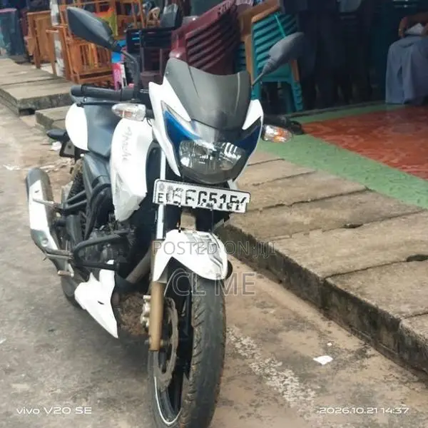 TVS Apache 2016