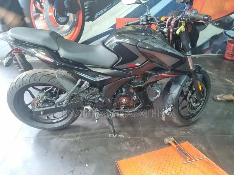 Bajaj Pulsar N160 2026