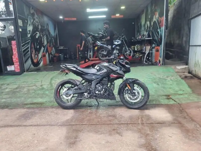 Bajaj Pulsar N160 2026