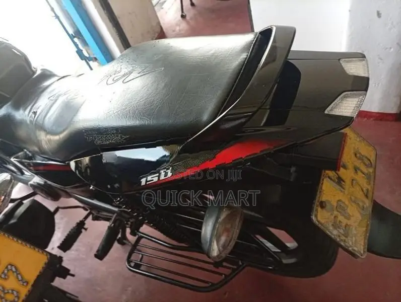 Bajaj Pulsar 150 2012