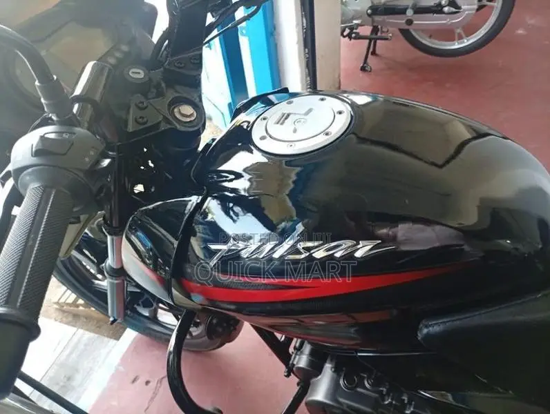 Bajaj Pulsar 150 2012