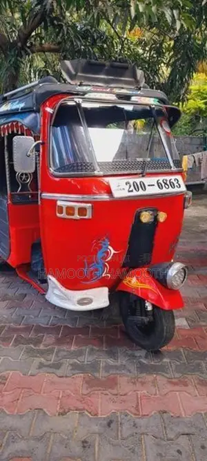 Bajaj RE 1999
