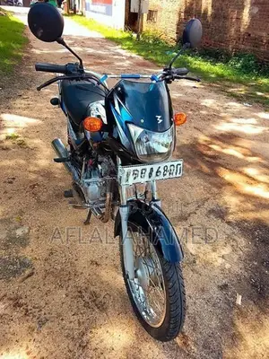Bajaj CT100 2015