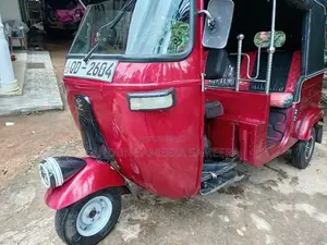 Bajaj RE 2005