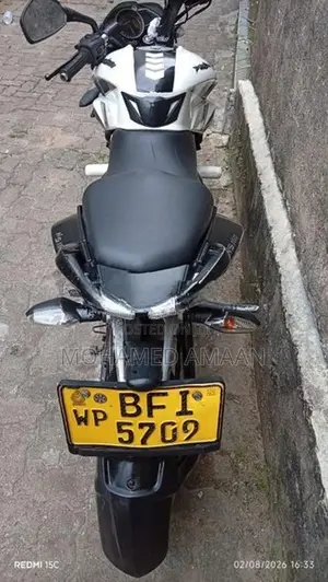 Bajaj Pulsar NS160 2017