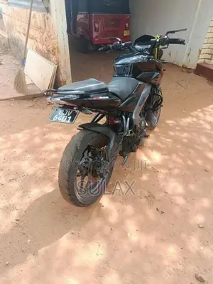 Bajaj Pulsar NS200 2025