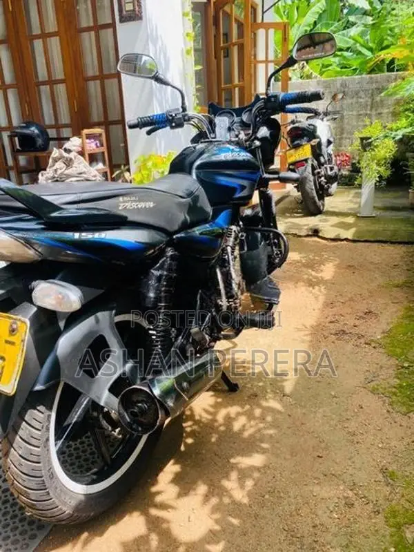 Bajaj Discover 2011