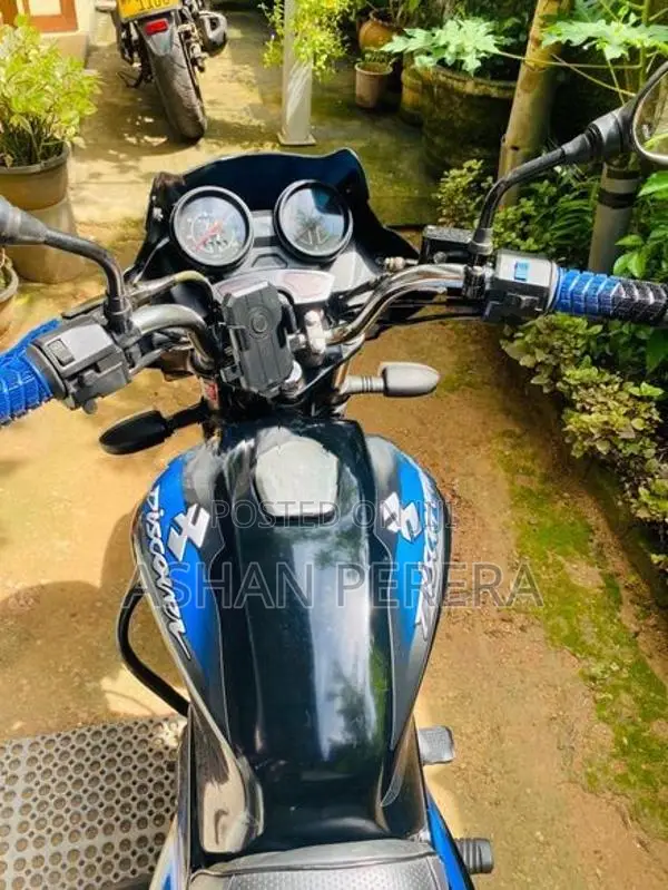 Bajaj Discover 2011
