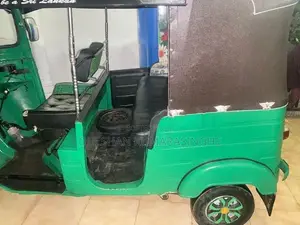 Bajaj RE 2005