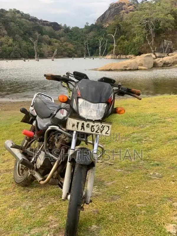 Bajaj CT100 2006