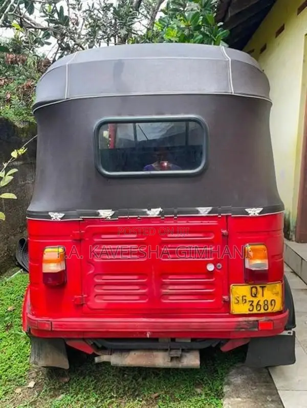 Bajaj RE 2009