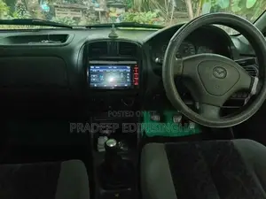Mazda Familia 2000