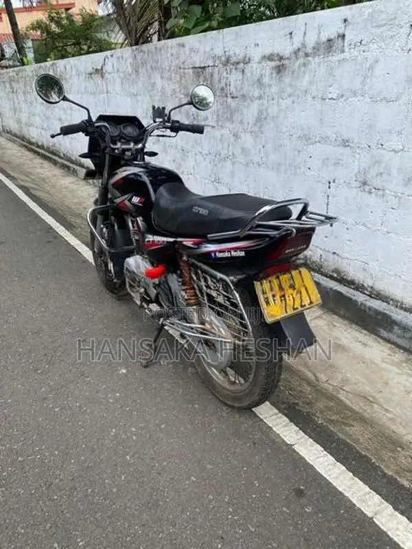 Bajaj CT100 2005