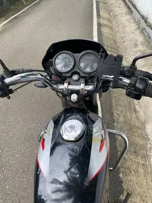 Bajaj CT100 2005
