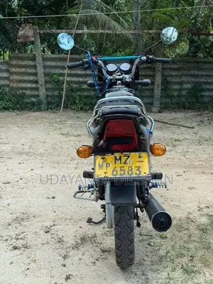 Bajaj CT100 2006
