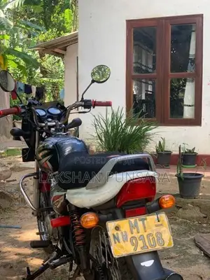 Bajaj CT100 2006