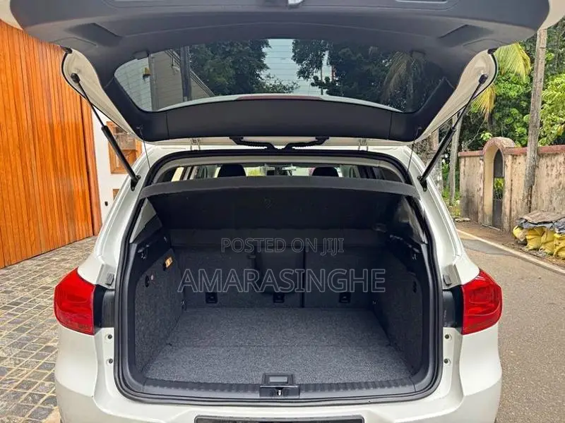 Volkswagen Tiguan 4Motion TSI 2012