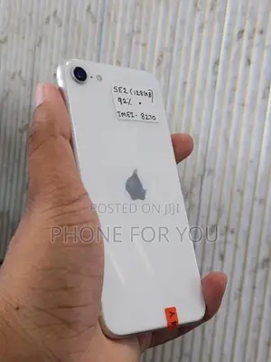 Apple iPhone SE 2 (Used)