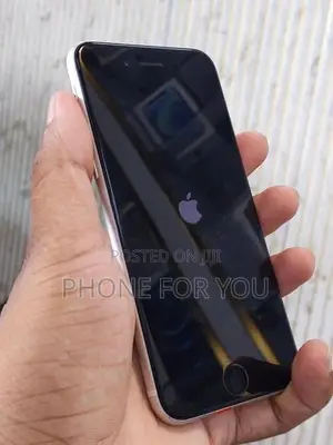 Apple iPhone SE 2 (Used)