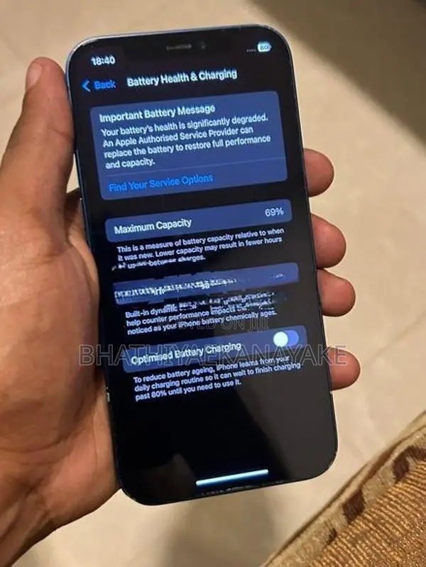 Apple iPhone 12 (Used)