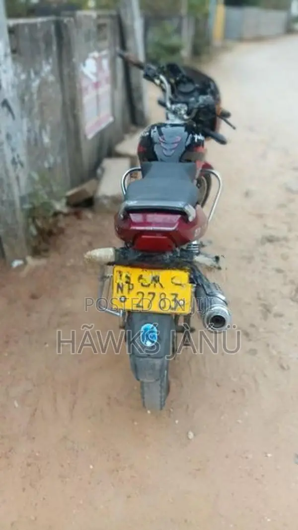Bajaj Pulsar 150 2004