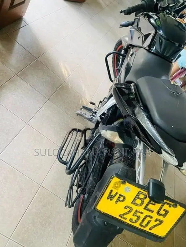 Bajaj Pulsar N150 2016