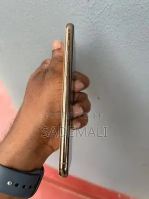 Apple iPhone 11 Pro (Used)