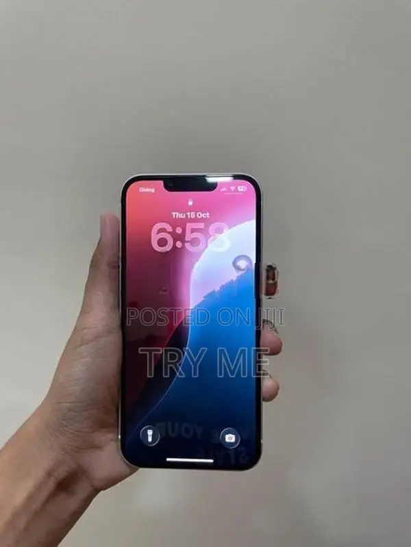 Apple iPhone 13 (Used)