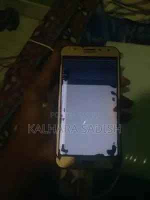 Samsung j7 Nxt (Used)