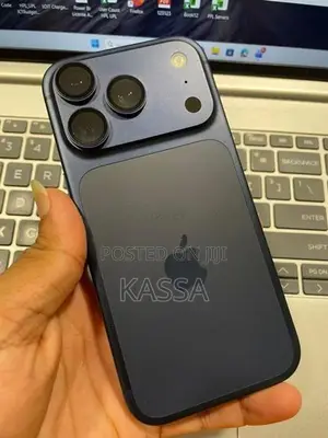 Apple iPhone 17 Pro 256GB (Used)
