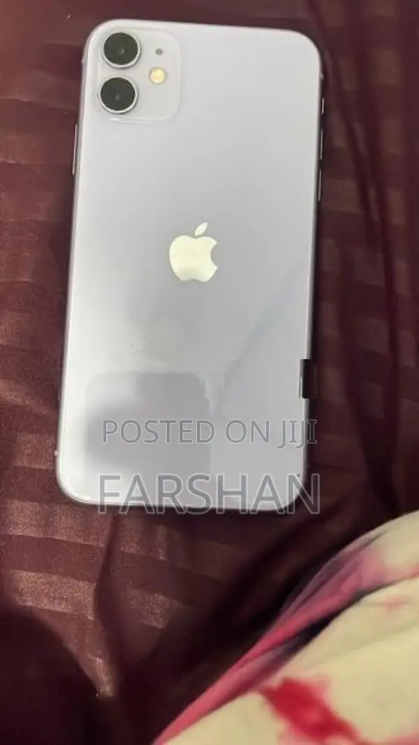 Apple iPhone 12 (Used)