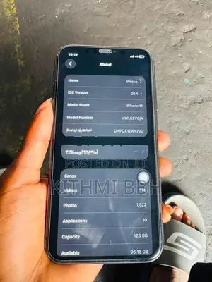 Apple iPhone 11 (Used)