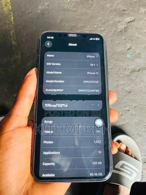Apple iPhone 11 (Used)