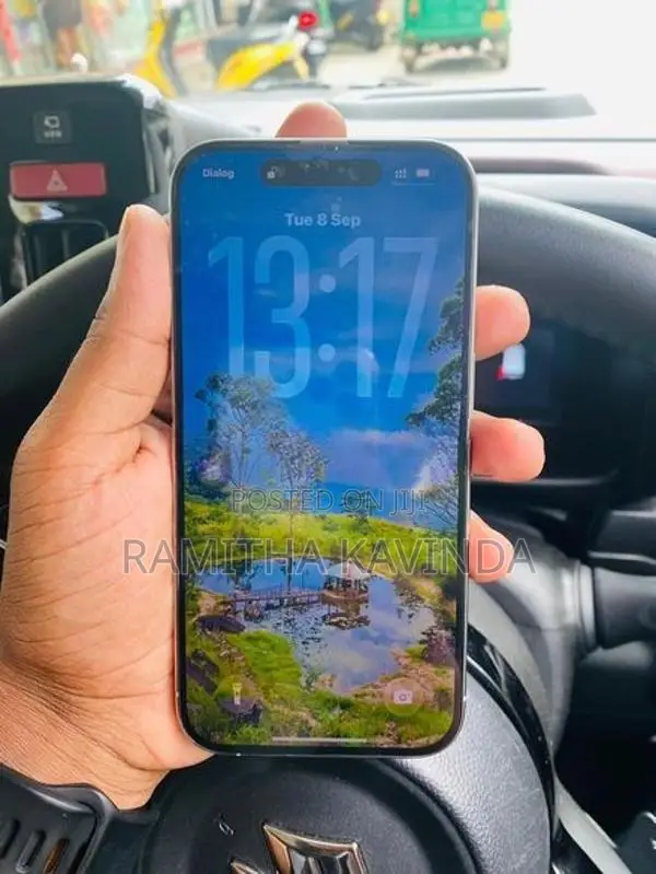 Apple iPhone 15 Pro (Used)