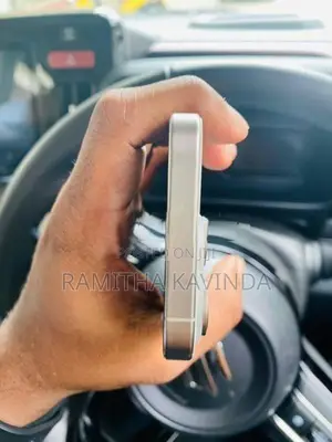 Apple iPhone 15 Pro (Used)