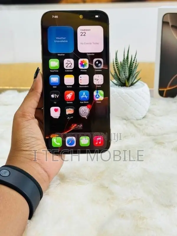 Apple iPhone 16 Pro Max 256GB (Used)