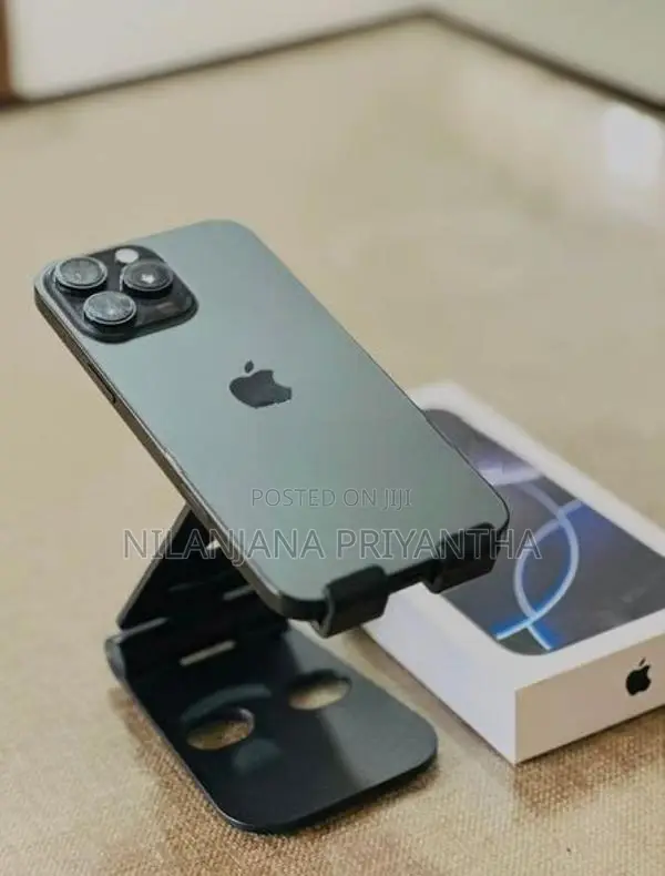 Apple iPhone 16 Pro Max 256GB (Used)