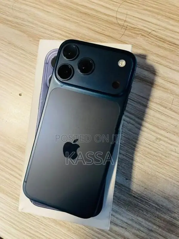 Apple iPhone 17 Pro Max 256GB (Used)