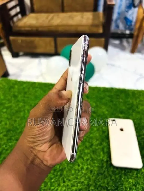 Apple iPhone X GB (Used)