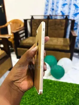 Apple iPhone 7 Plus 128GB (Used)