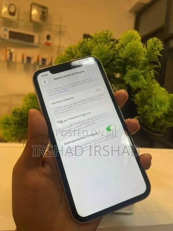 Apple iPhone 11 (Used)