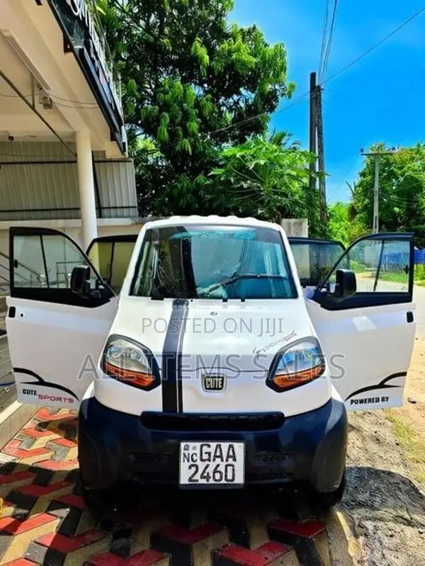 Bajaj Qute 2020