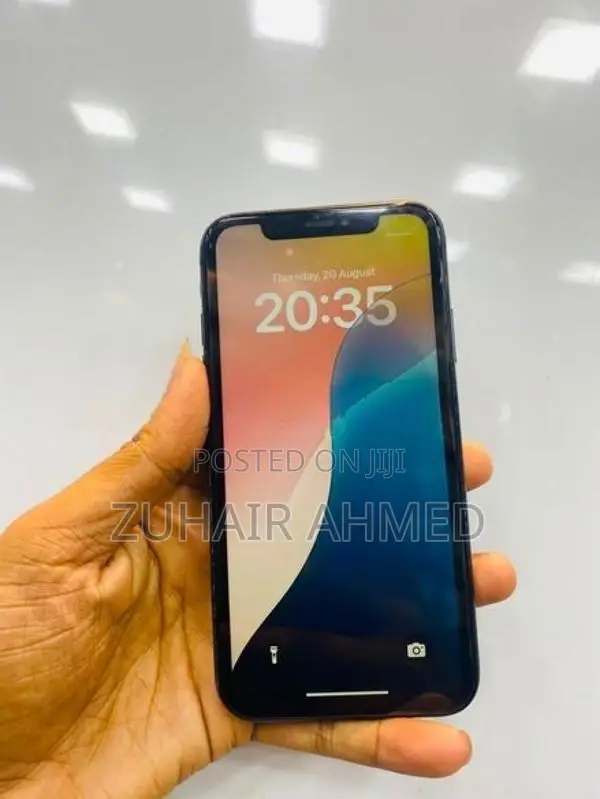 Apple iPhone XR (Used)