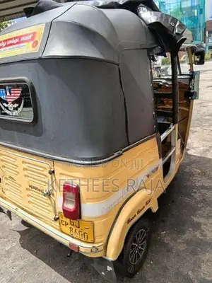 Bajaj RE 2021