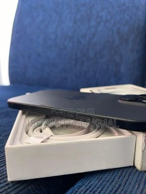 Apple iPhone 15 (Used)